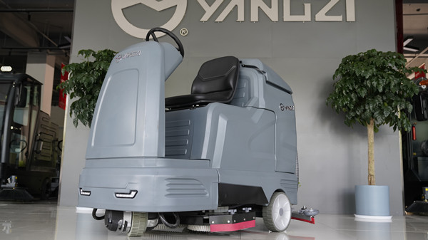 不同型號(hào)洗地機(jī)都有什么作用？